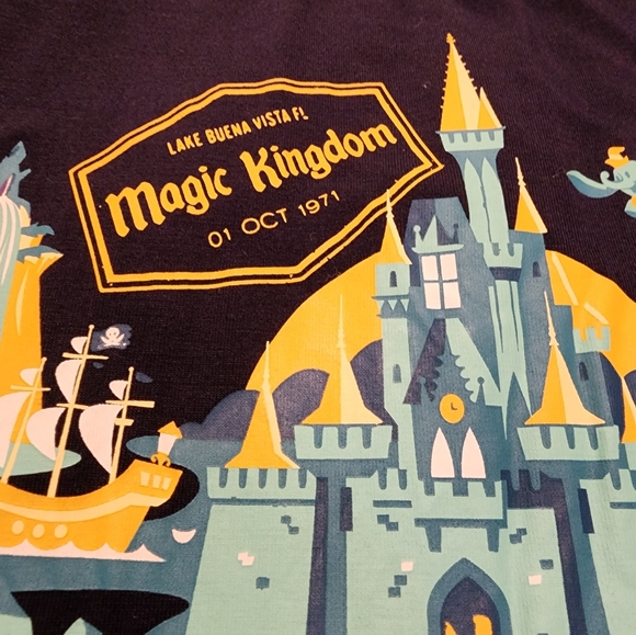 Disney Discover the magic tank top, Medium, NWT - Picture 2 of 14